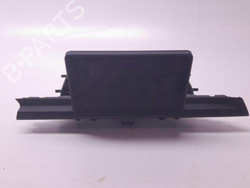 Used Display monitor Display monitor AUDI A4 B9 Avant (8W5, 8WD) 2.0 TDI (150 hp) 33843971 33843971