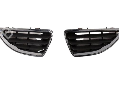 front-grille-renault-megane-i-classic-la01_-19-dti-la08-la0n-la0k-7700428963-1996-1997-1998-1999-2000-2001-2002-2003-2004-2005-2006-2007-2008-8190605 main image