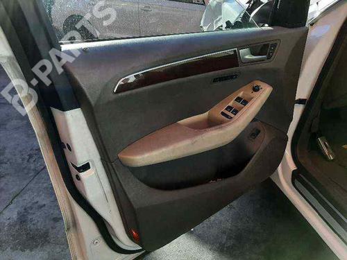 Used Left front door panel Left front door panel AUDI Q5 (8RB) 2.0 TFSI quattro (211 hp) 8667411 8667411