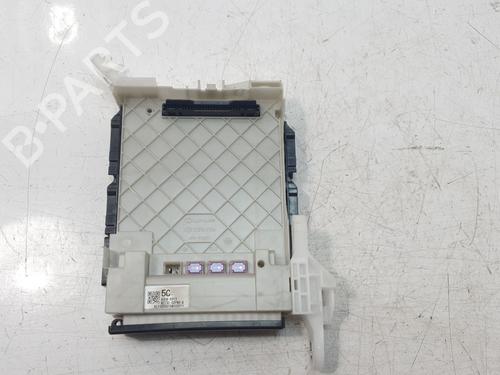 Used Fuse box TOYOTA COROLLA Saloon (_E21_) 1.6 VVTi (ZRE210) (122 hp) 28076174