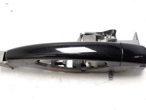 Used Rear left exterior door handle Rear left exterior door handle PEUGEOT 5008 (0U_, 0E_) 2.0 HDi (163 hp) 6408482 6408482