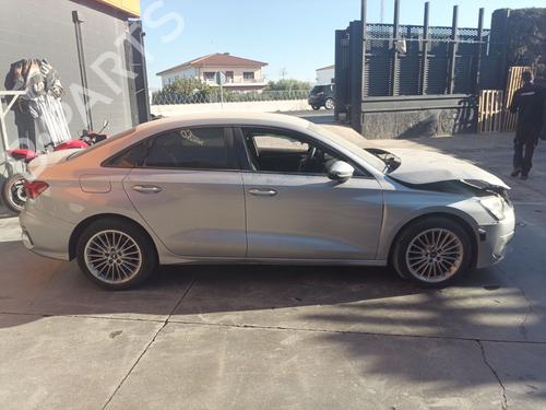 Used Parts AUDI A3 Limousine (8YS, 8YM) 30 TDI (116 hp) 4164353