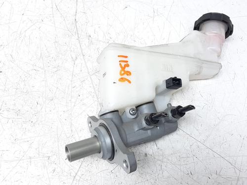 Used Brake master cylinder KIA STONIC (YB) [2017-2025]  15415402