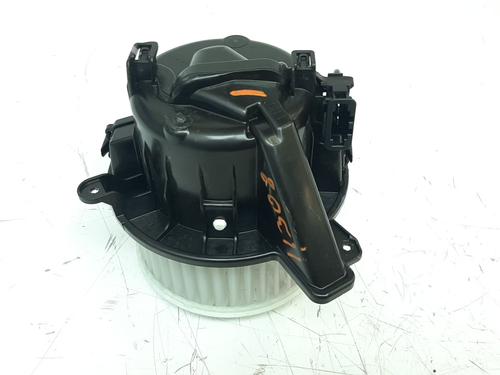Varmeblæser VW POLO VI (AW1, BZ1, AE1) 1.0 TSI (95 hp) 14203633