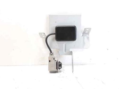 Used Antenna/Base HONDA CR-V IV (RM_) 1.6 i-DTEC (RE6) (120 hp) 14195395