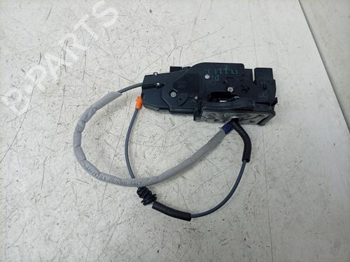 front-left-lock-mercedes-benz-eqa-h243-2021-39237319 main image