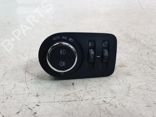 forlygtekontakt-opel-combo-box-bodympv-k9-2018-32220459 main image