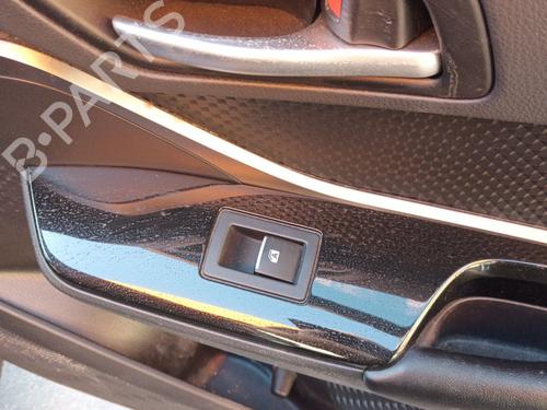 Used Right front window switch TOYOTA C-HR (_X1_) [2016-2025]  27515916