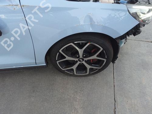 Used Right front steering knuckle HYUNDAI i30 (PDE, PD, PDEN) 2.0 N (275 hp) 29001737