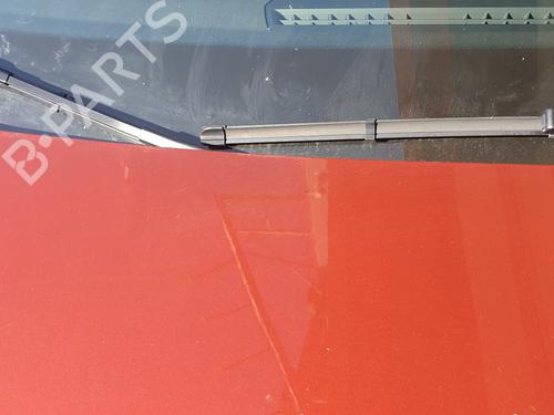 Used Front windshield wiper arm BMW X2 (F39) sDrive 18 d (150 hp) 18151254