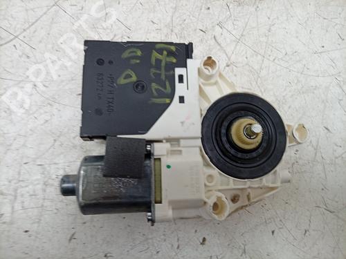 Right front window motor AUDI A3 (8P1) 1.9 TDI | BP39981376E20 - Image 2