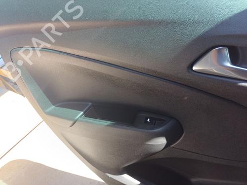 Used Left rear window switch OPEL CROSSLAND X / CROSSLAND (P17, P2QO) 1.2 (75) (110 hp) 26322368