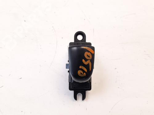 Used Left rear window switch Left rear window switch NISSAN PULSAR Hatchback (C13) 1.2 DIG-T (115 hp) 8196569 8196569
