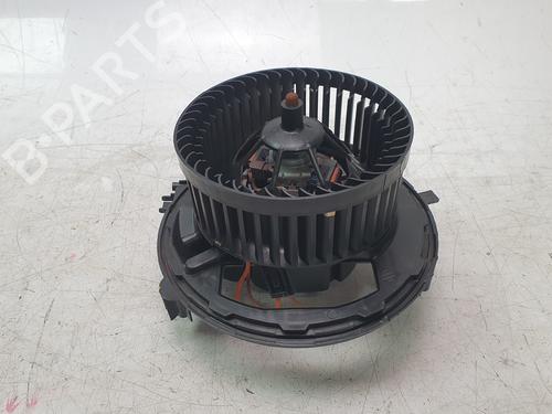 Used Heater blower motor SEAT LEON Sportstourer (KL8, KLD) 2.0 TDI (150 hp) 30637531