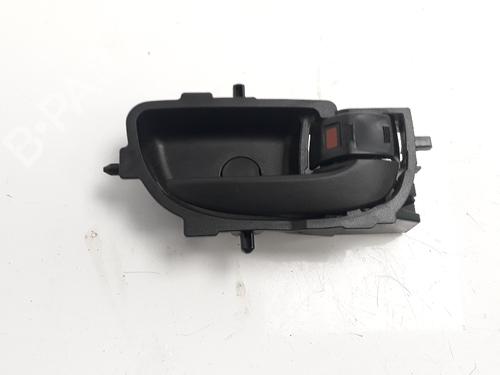 Used Front right interior door handle TOYOTA YARIS (_P13_) 1.0 (KSP130_, KSP130) (69 hp) 7120423