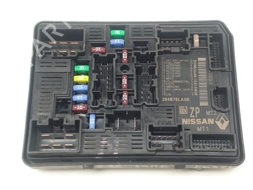 Used Fuse box Fuse box 36799172 36799172