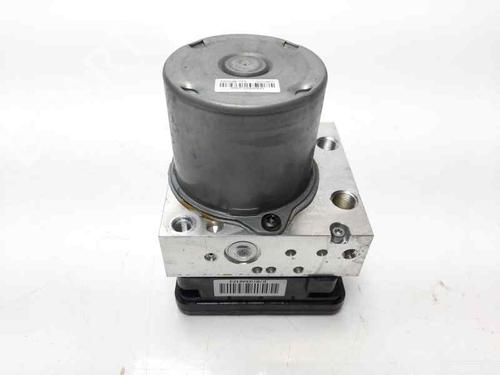 Used ABS pump HYUNDAI TUCSON (TL, TLE) 1.7 CRDi (116 hp) 6815845