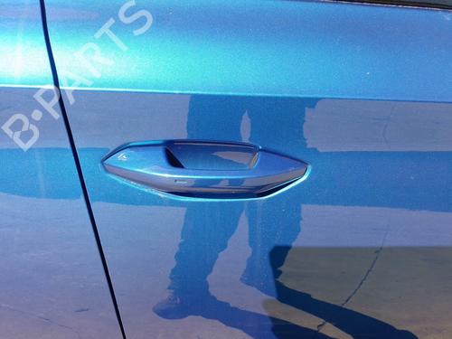 Højre fortil udvendigt håndtag SKODA ENYAQ iV SUV (5AZ) 80X 4x4 (265 hp) 32361536