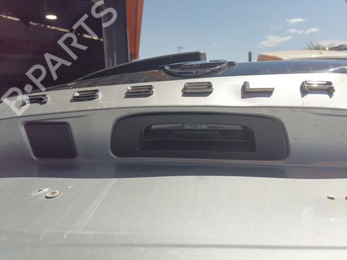 Trunk håndtak OPEL CROSSLAND X / CROSSLAND (P17, P2QO) 1.2 (75) (110 hp) 26322372