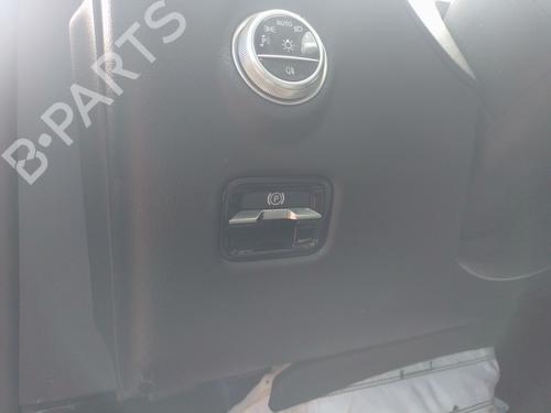 Used Hand brake Hand brake MERCEDES-BENZ C-CLASS (W206) C 200 d (206.003) (163 hp) 33965189 33965189