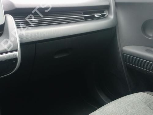 Used Glove box HYUNDAI IONIQ 5 (NE) EV (217 hp) 32081041