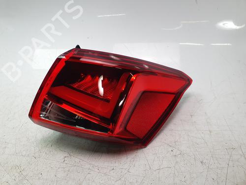 Used Right taillight SEAT ARONA (KJ7, KJP) 1.0 TSI (110 hp) 30445027