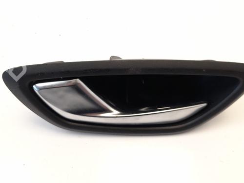 Used Rear left interior door handle Rear left interior door handle RENAULT MEGANE IV Hatchback (B9A/M/N_) 1.5 dCi 110 (B9A3) (110 hp) 9764110 9764110