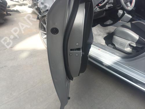 Used Front left lock TOYOTA COROLLA Hatchback (_E21_, _EA1_, _EH1_) 1.8 Hybrid (ZWE211) (98 hp) 29828568