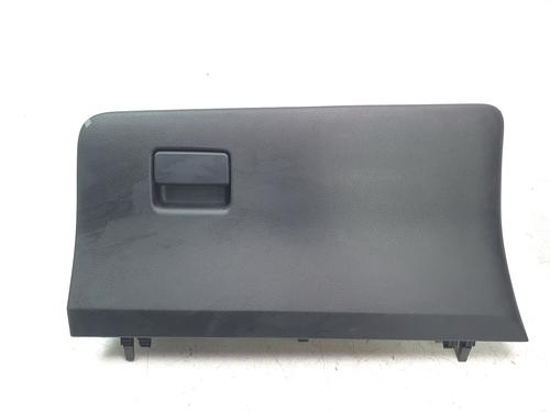 Used Glove box TOYOTA YARIS (_P13_) 1.5 Hybrid (NHP130_, NHP130) (101 hp) 24124554