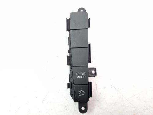 Used Switch HYUNDAI TUCSON (TL, TLE) [2015-2023]  16865674