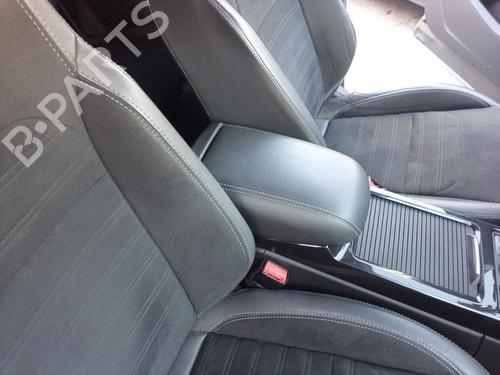 Used Armrest / Center console FORD KUGA II (DM2) 1.5 EcoBoost (150 hp) 30090456