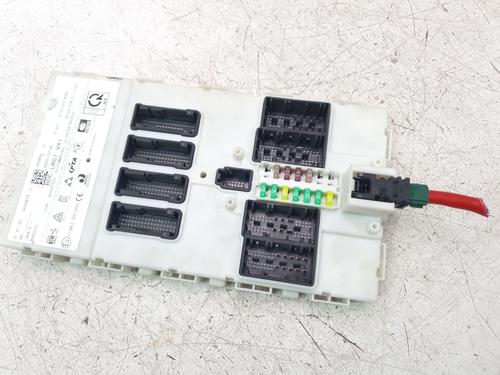 Used Fuse box MINI MINI COUNTRYMAN (F60) Cooper SE ALL4 (136 hp) 25725472