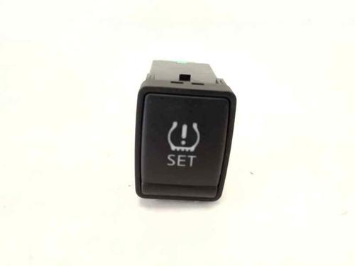 Used Switch NISSAN JUKE (F15) 1.2 DIG-T (115 hp) 6457710