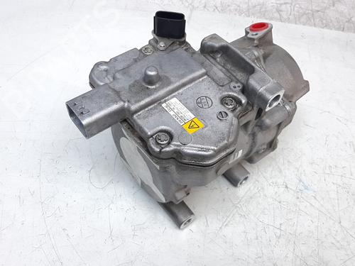 Used AC compressor TOYOTA YARIS (_P13_) 1.5 (NSP131_) (112 hp) 17230728
