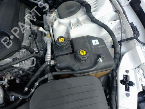expansion-tank-maserati-ghibli-iii-m157-2013-34505418 main image