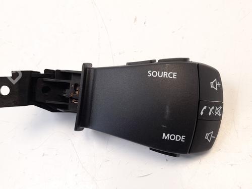 Spak kontakt DACIA SANDERO II TCe 90 (B8M1, B8MA, B8AC) (90 hp) 10809412