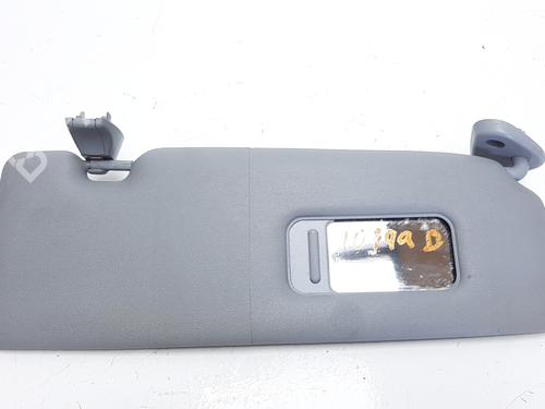 Used Right sun visor BMW 1 (E87) 118 d (122 hp) 9168360