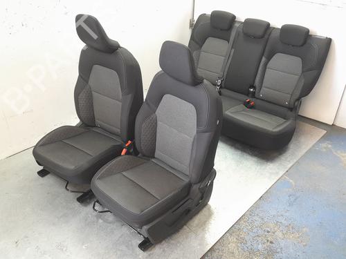 Used Seats set RENAULT CAPTUR II (HF_) TCe 160 (HFN1) (158 hp) 28353274