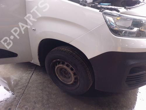 Used Right front steering knuckle Right front steering knuckle FIAT DOBLO Box Body/MPV (510_, 511_) BlueHDi 100 (102 hp) 33287918 33287918