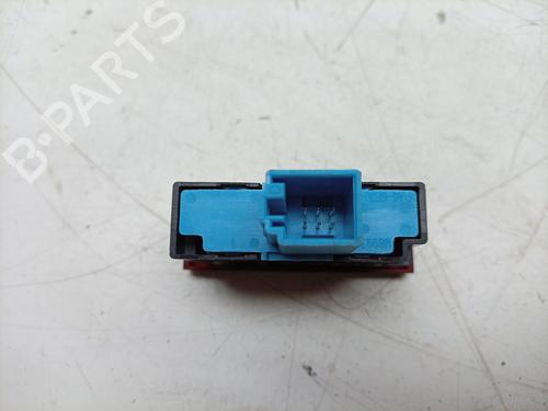 Warning switch VW T-ROC (A11, D11) 1.5 TSI | BP37795626I22 - Image 2