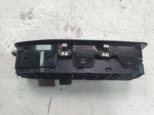 Left front window switch BMW X1 (U11) xDrive 20 d Mild-Hybrid | BP36027319I27 - Image 4