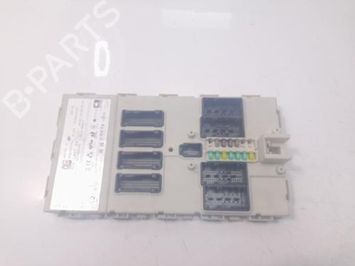 Used Fuse box MINI MINI (F56) Cooper SE / Electric (184 hp) 26018433