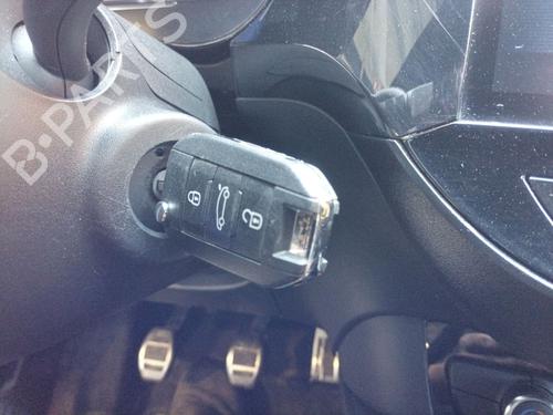 Used Ignition barrel OPEL CORSA F (P2JO) 1.2 (68) (101 hp) 26392648