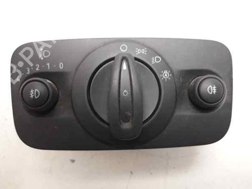 Used Headlight switch FORD FIESTA VI (CB1, CCN) [2008-2017]  5938650