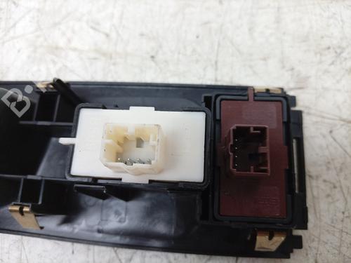 Right front window switch JEEP RENEGADE SUV (BU, B1, BV) 1.6 CRD | BP38016472I26 - Image 2