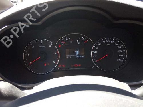 Instrument cluster KIA CARENS IV 1.7 CRDi | BP6696071C47 