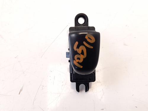 Used Right rear window switch NISSAN PULSAR Hatchback (C13) 1.5 dCi (110 hp) 8190557