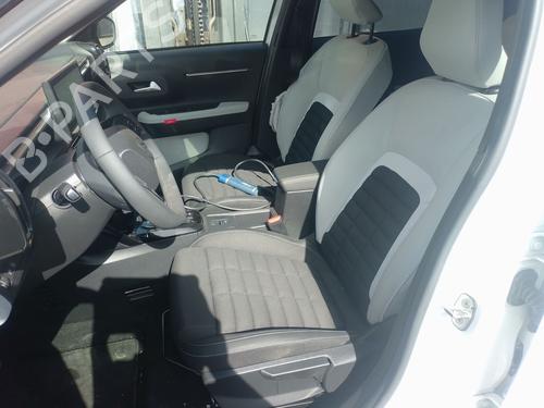 left-front-seat-citroen-c3-aircross-ii-sj_-2023-39431030 main image