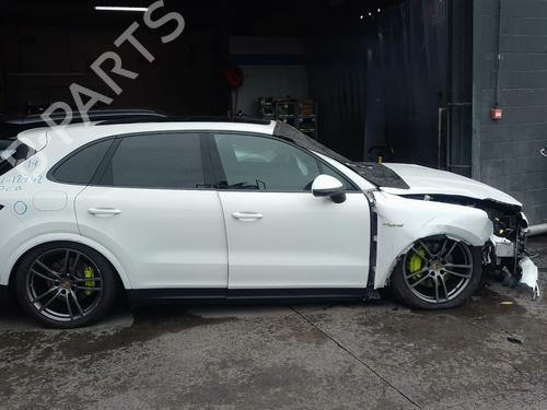 Used Parts PORSCHE CAYENNE (9YA) 3.0 E-Hybrid AWD (9YAAE1) 4999228
