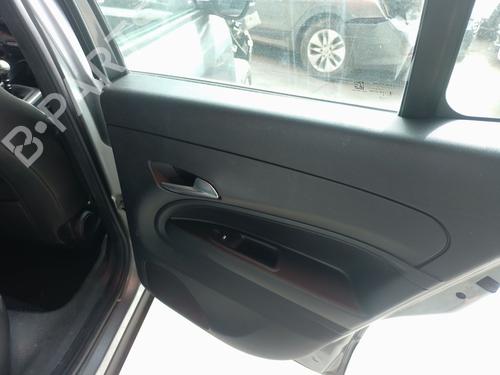 Rudehejsemekanisme Højre bagtil Rudehejsemekanisme Højre bagtil JEEP AVENGER (J2) Electric (156 hp) 33931388 33931388